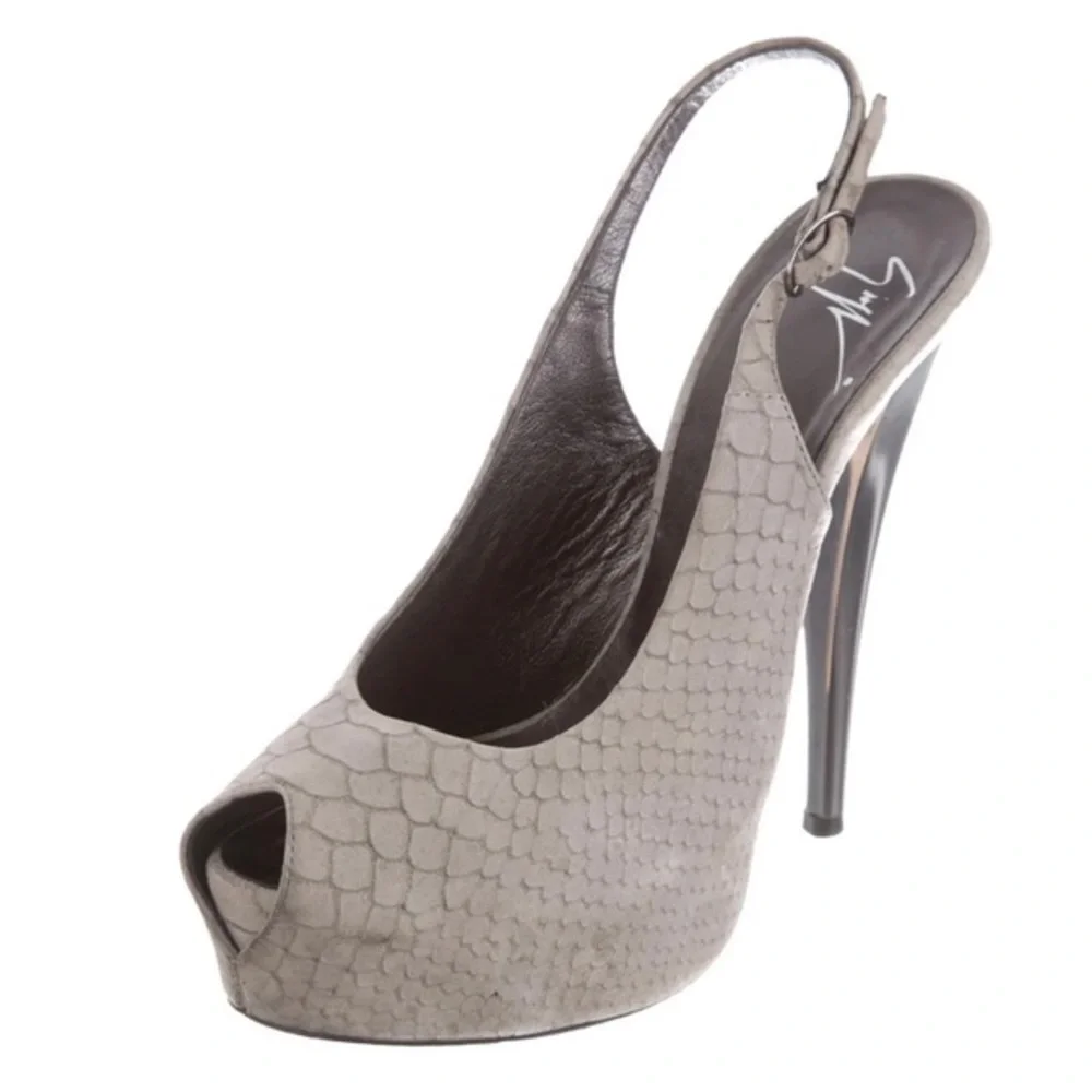 GIUSEPPE ZANOTTI Gray Python Embossed Suede Peep‎ Toe Platform Slingback